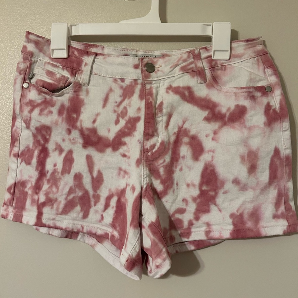 Judy Blue Tie Dye Denim Shorts Size XL Style# JB150012